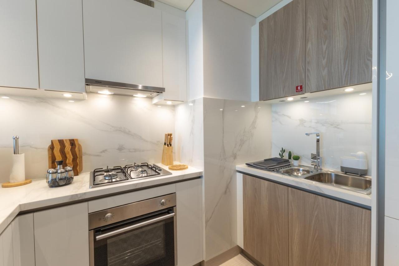 Full Moon Of One Park Avenue Apartment Дубай Екстериор снимка